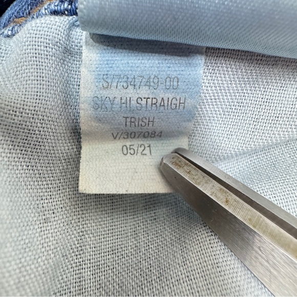 {Old Navy} "Extra High Rise Sky Hi Straight" Dark Blue Trish Tapered Denim Jeans - Picture 6 of 7